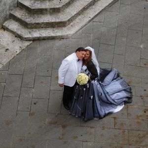 Meet your Posher, Alma